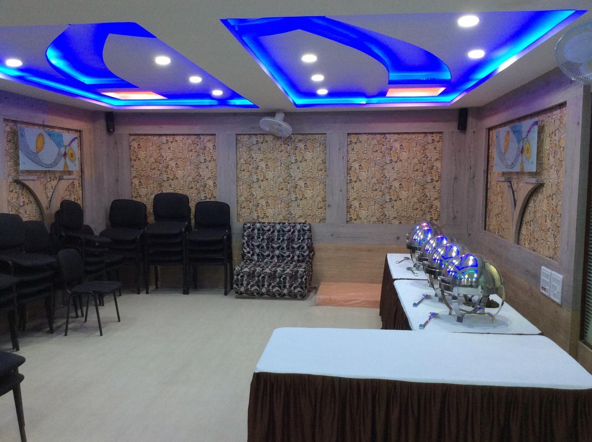 Hotel Central Park Muzaffarpur Buitenkant foto